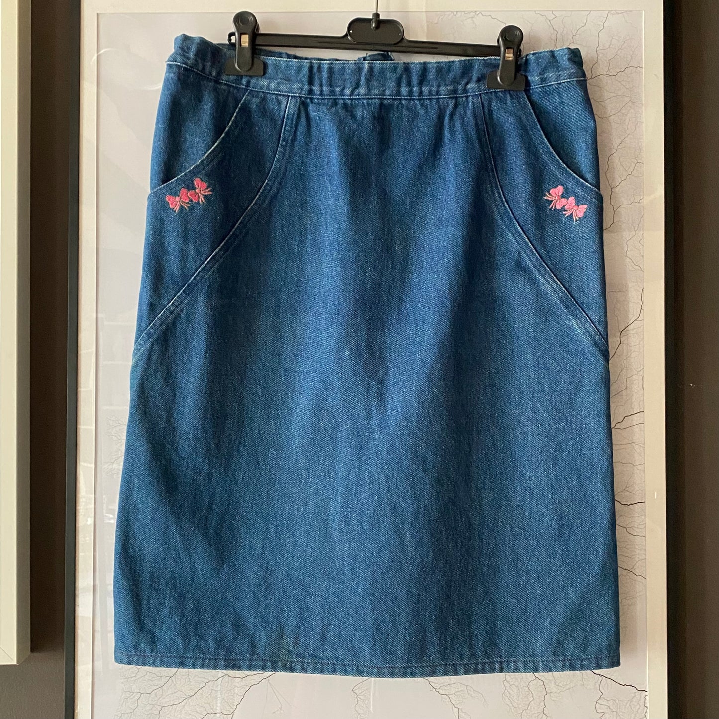 Gonna denim con ricami