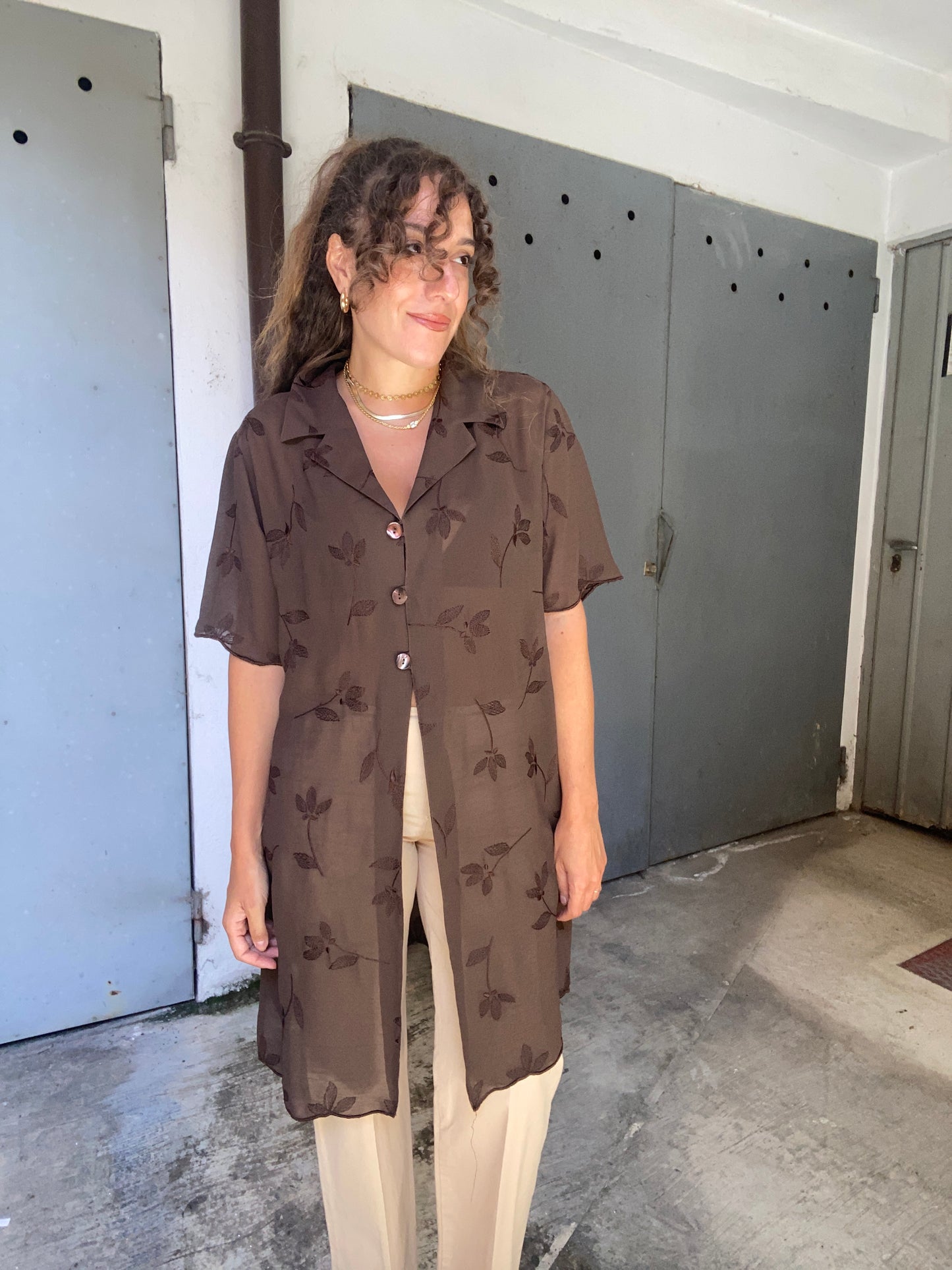 Camicia trasparente con ricami