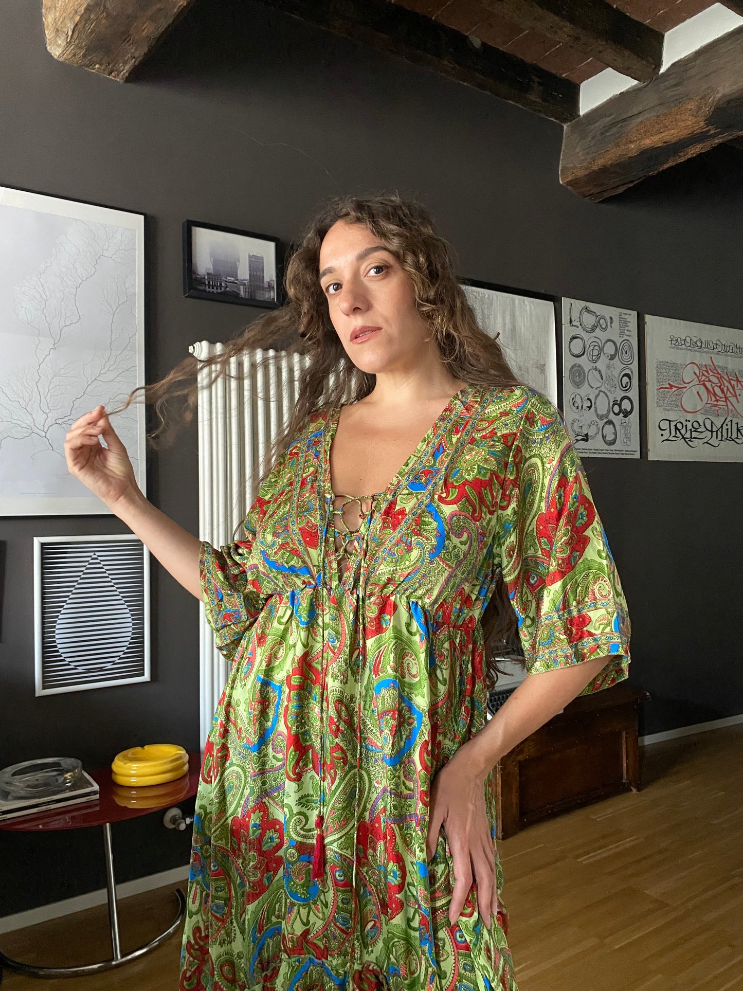 Abito boho in seta verde