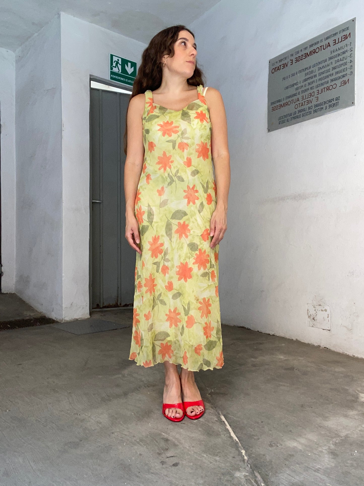 Abito anni 90 con sottoveste