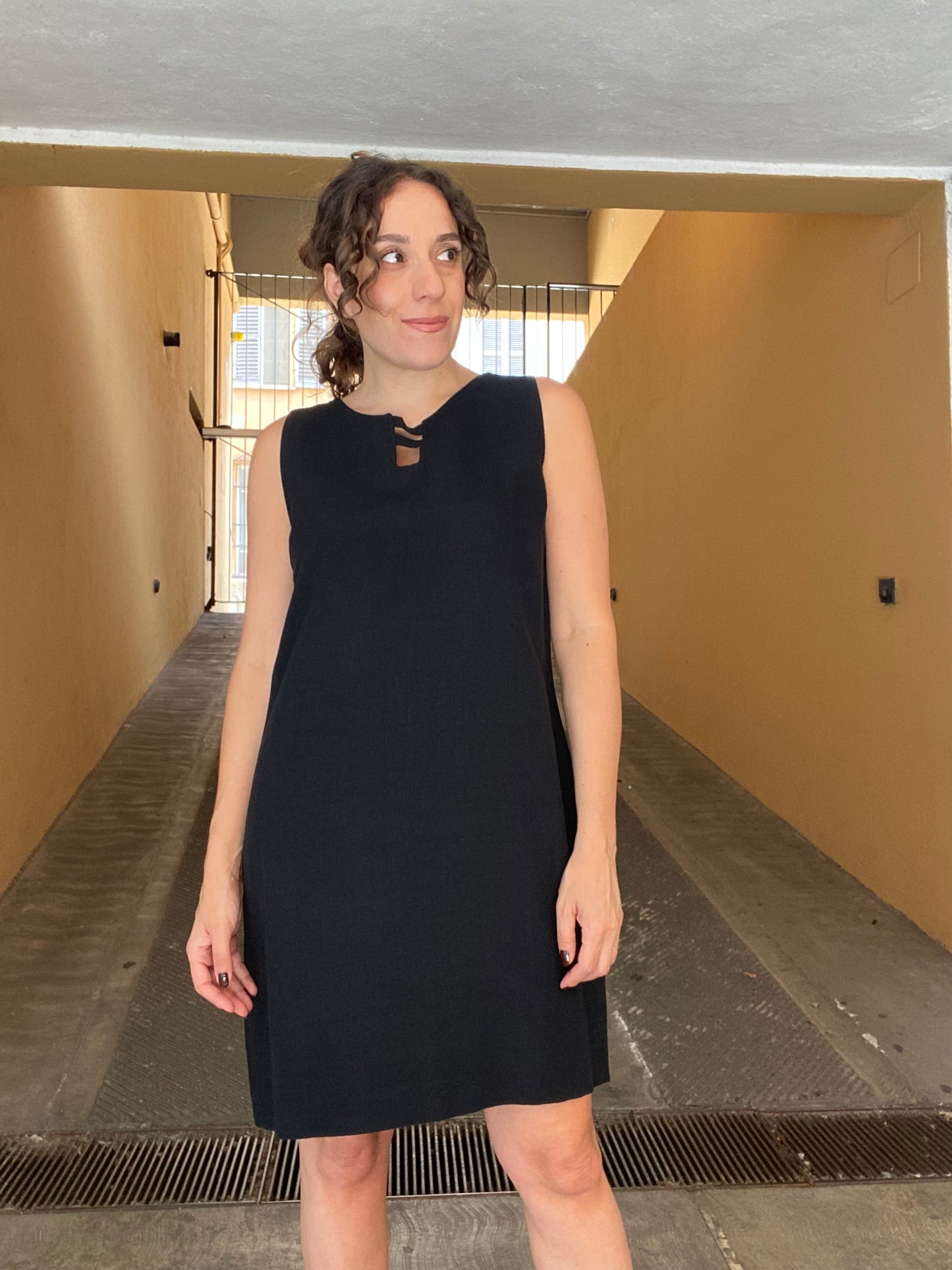 Abito in misto lino nero