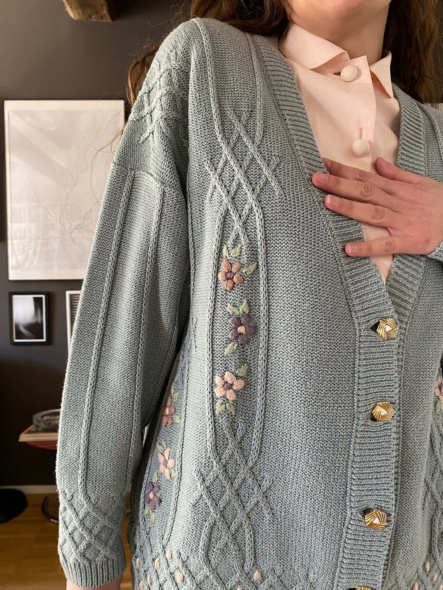Cardigan vintage in cotone con ricami