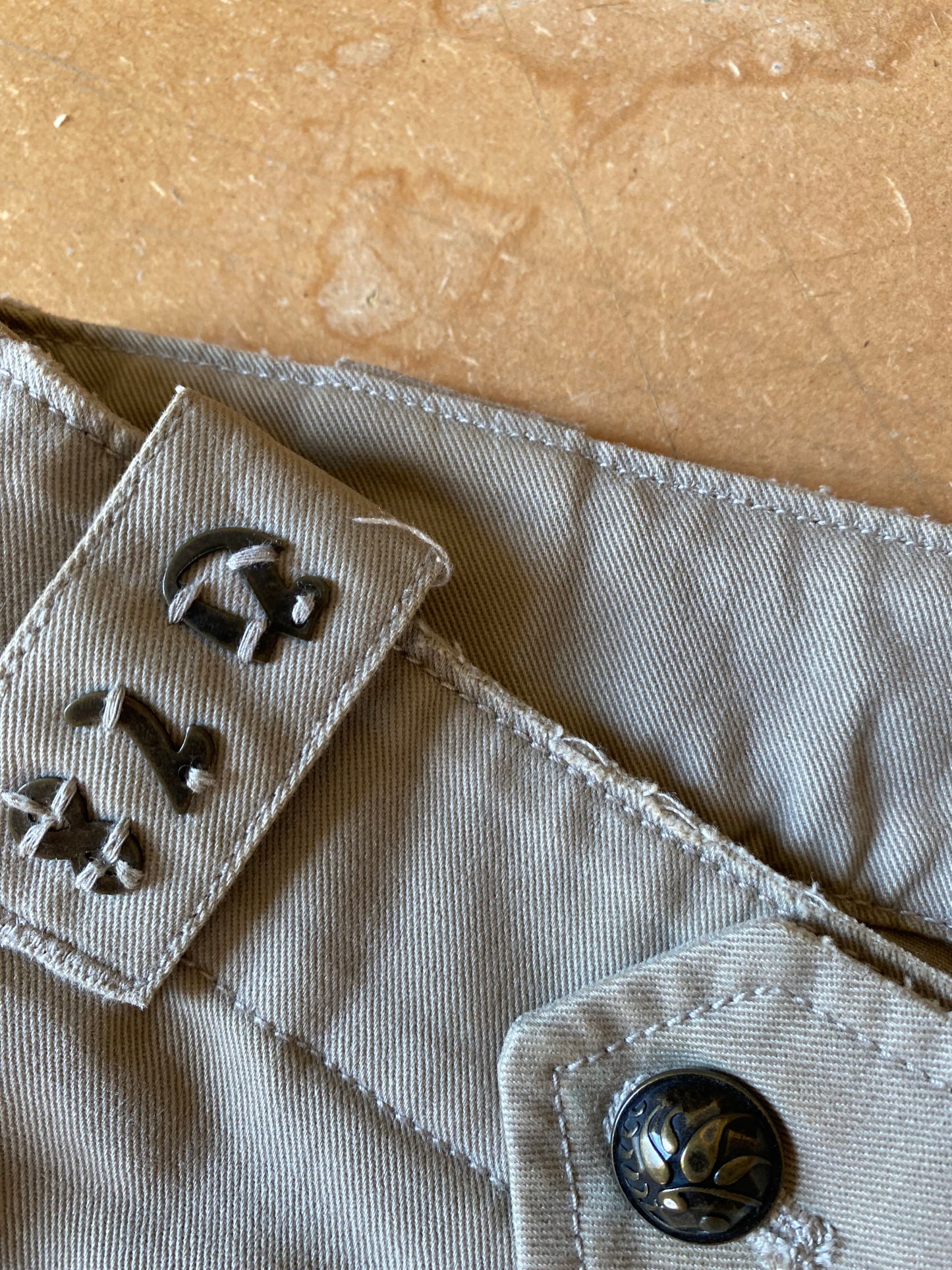 Pantaloni capri Diesel
