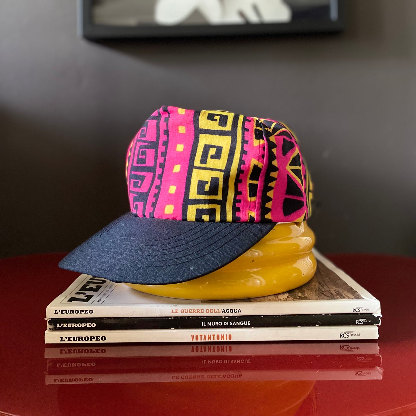 Cappello con visiera fucsia mis. 57 cm