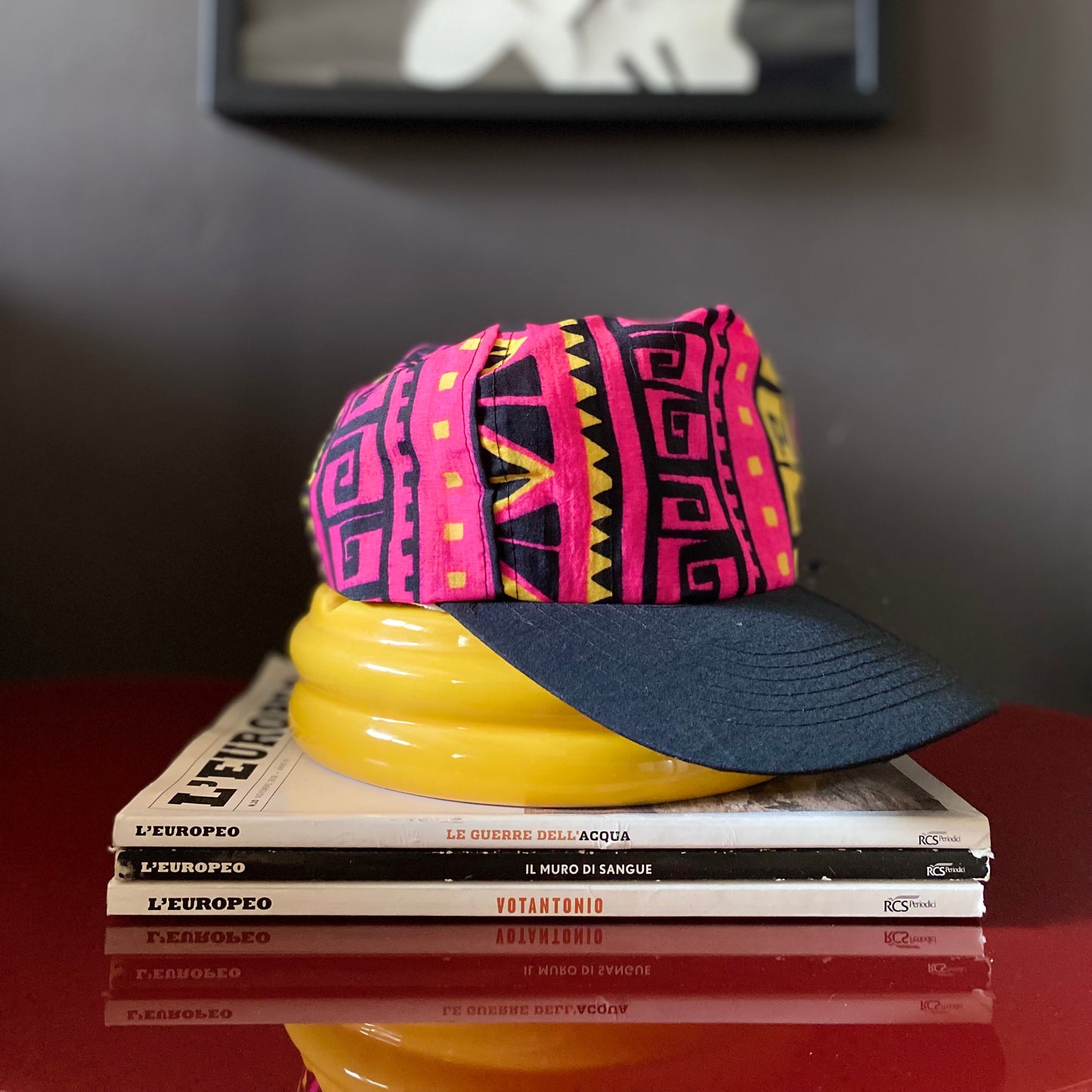 Cappello con visiera fucsia mis. 57 cm