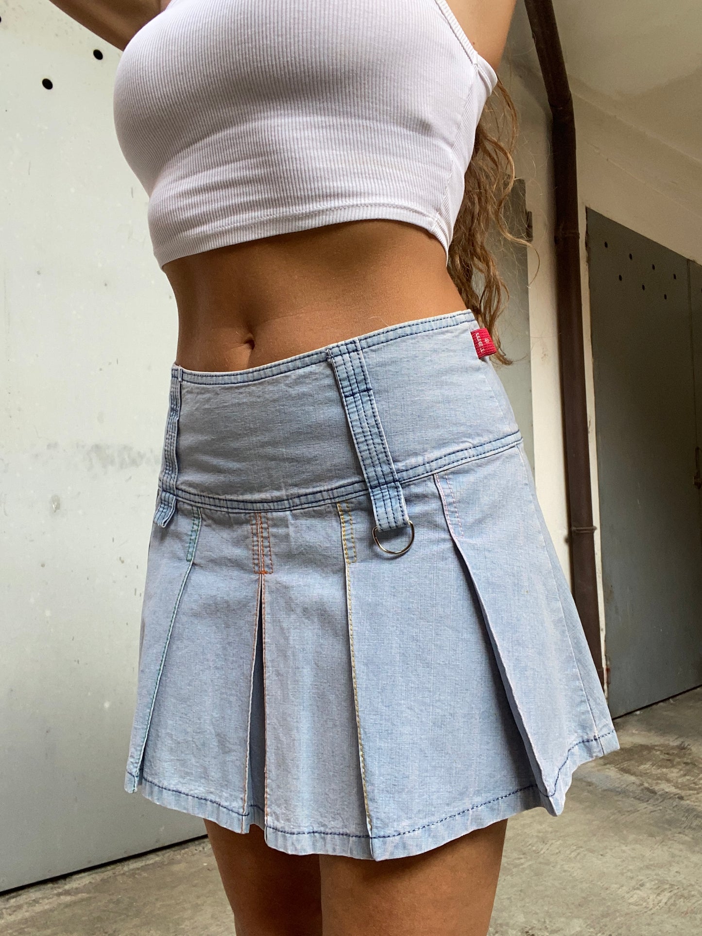 Gonna mini Met a pieghe denim