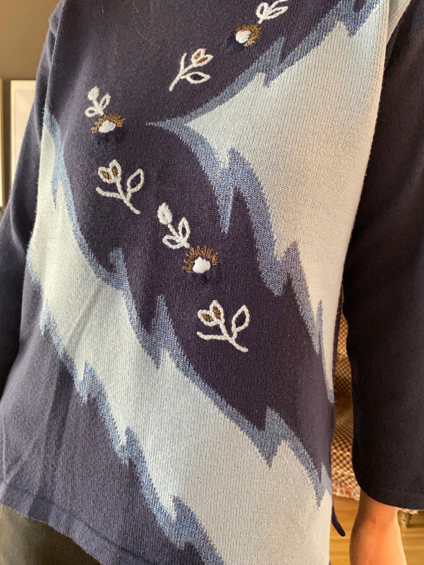 Maglione con ricami lana