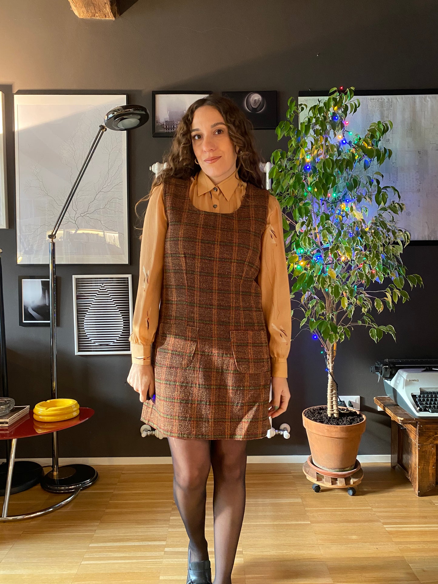 Abito smanicato tartan misto lana