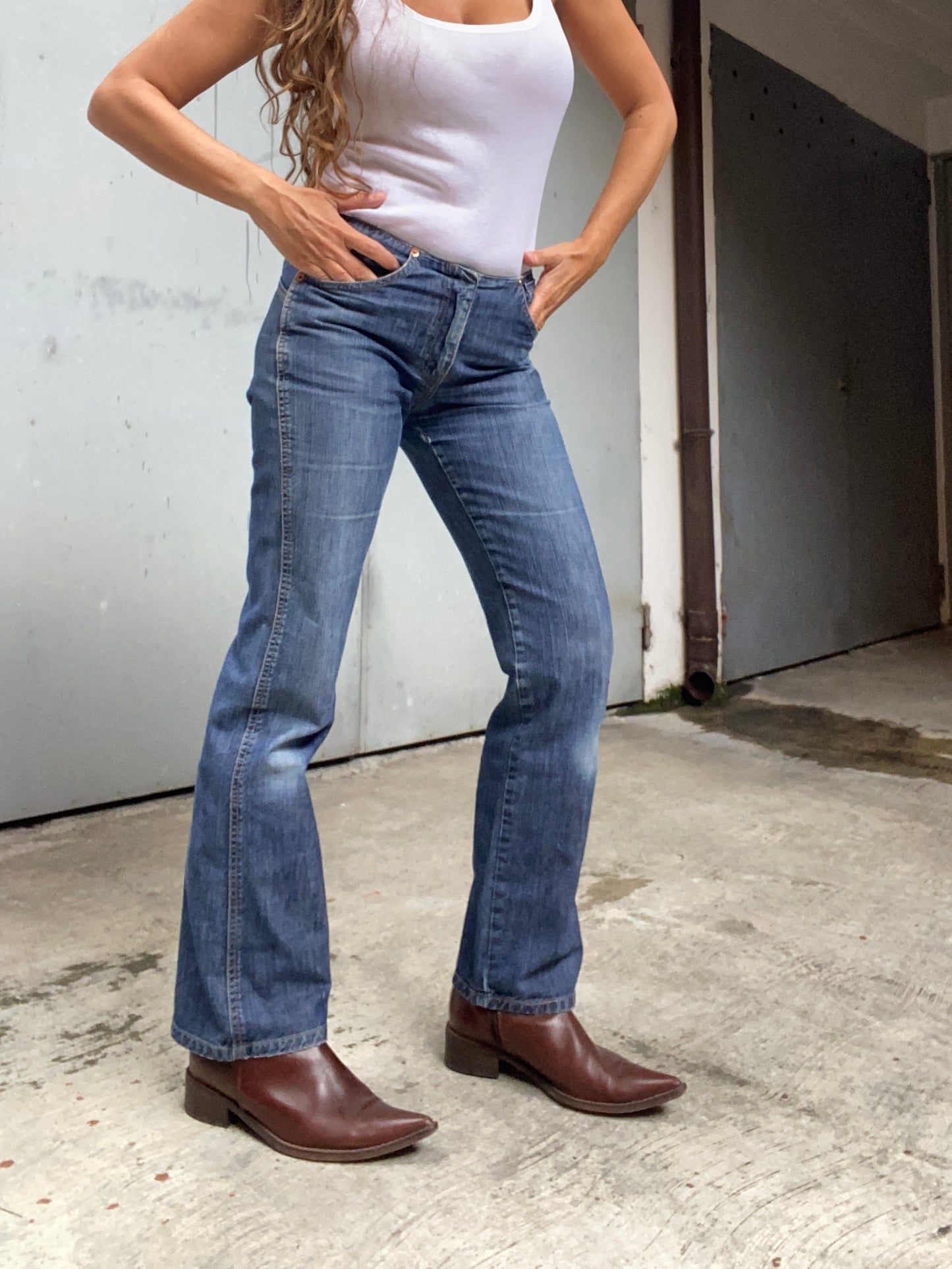 Jeans Levi’s vita bassa 565 W 28