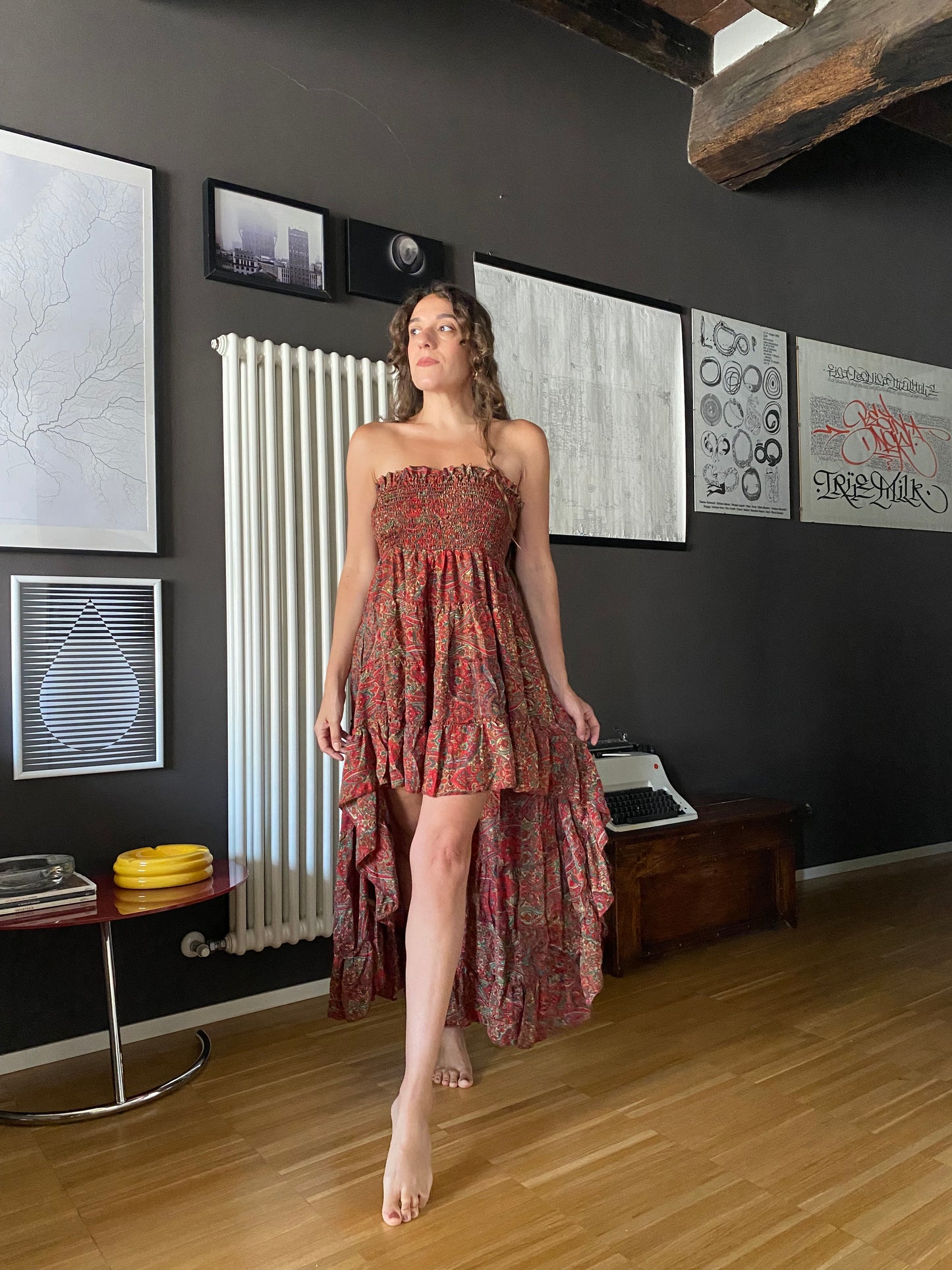 Abito boho in seta asimmetrico
