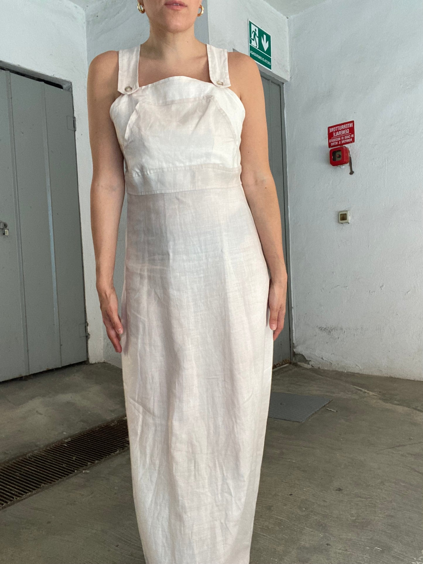 Abito maxi/ salopette con gonna in lino