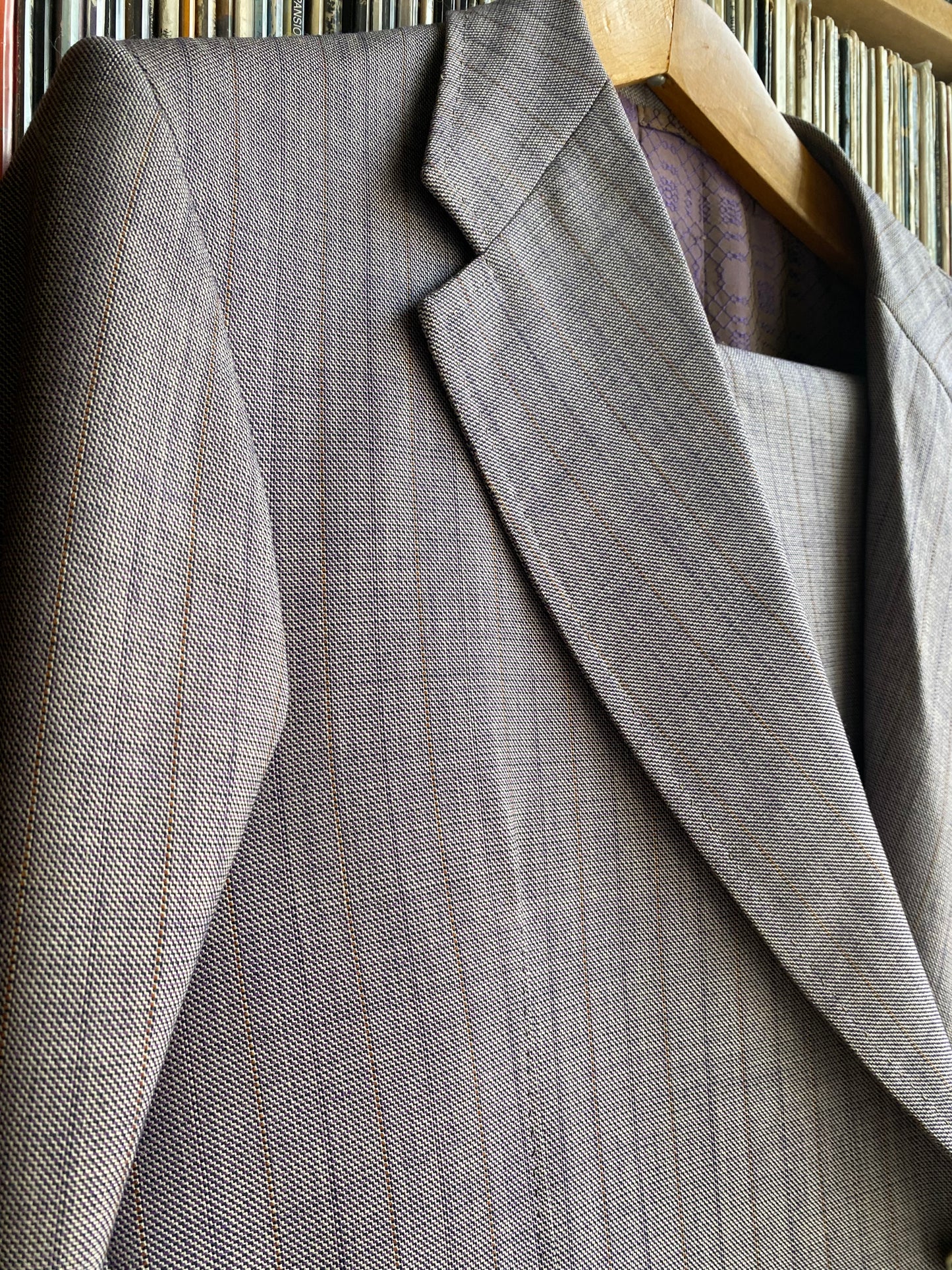 Completo sartoriale maschile lilla/grigio