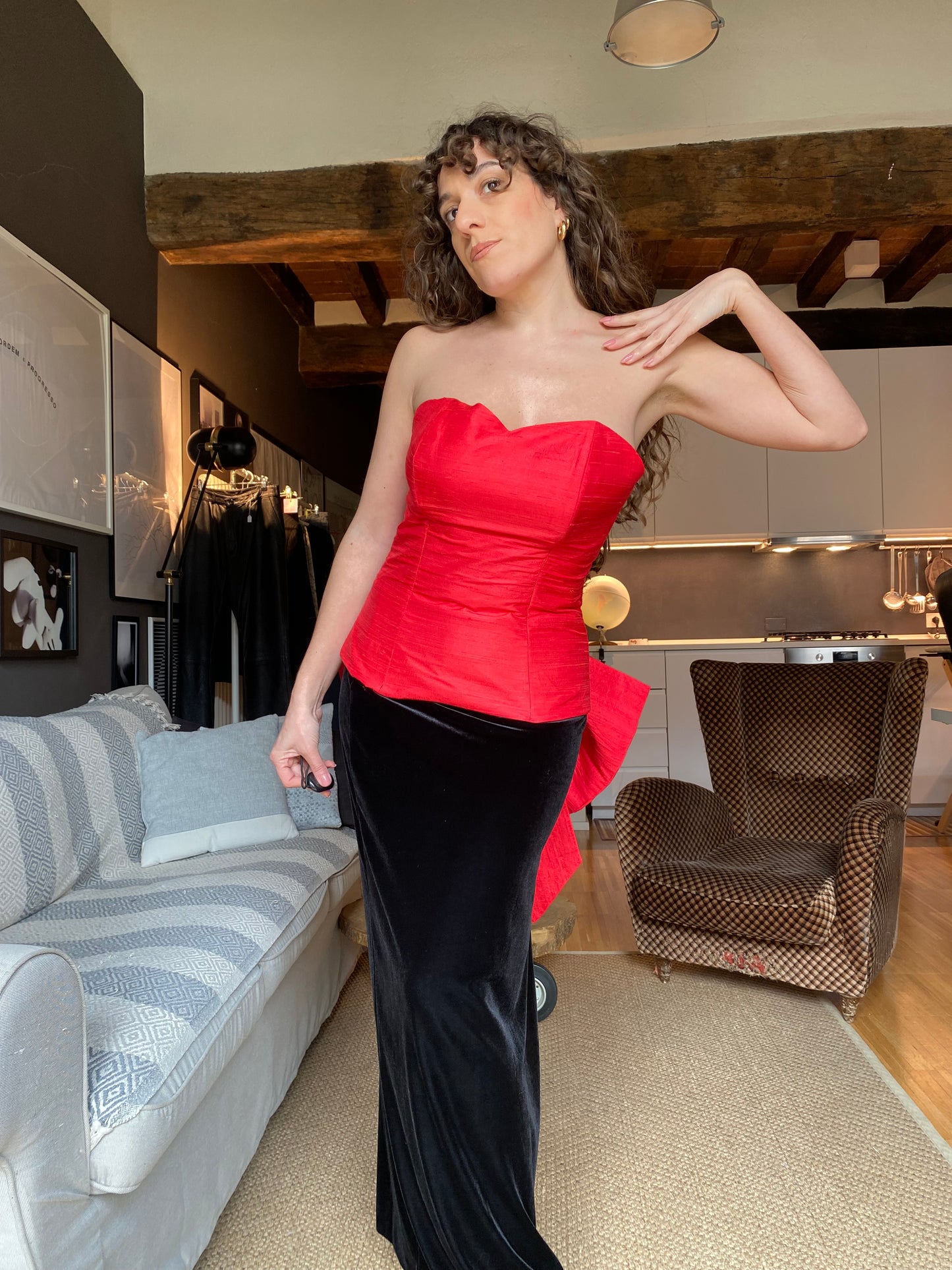 Top in seta mega fiocco