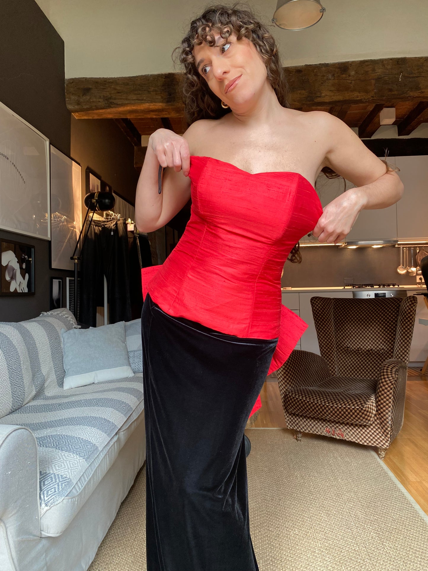 Top in seta mega fiocco